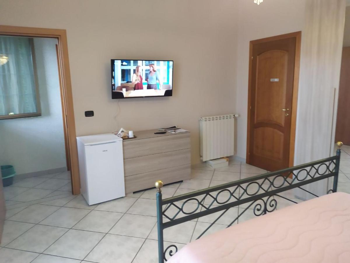 Grotta Del Monaco Bed and Breakfast Pedara Εξωτερικό φωτογραφία