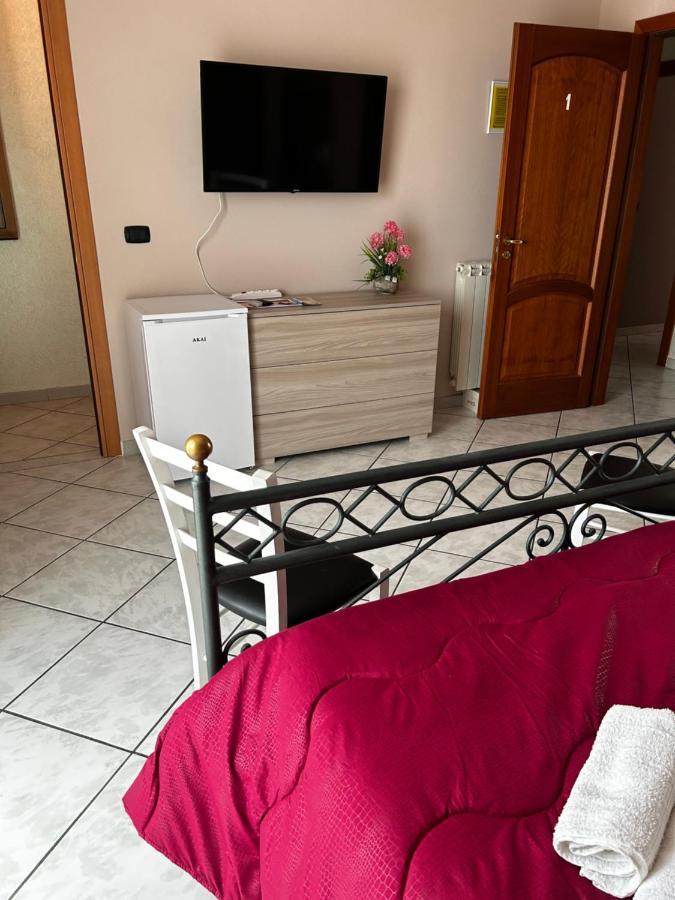 Grotta Del Monaco Bed and Breakfast Pedara Εξωτερικό φωτογραφία
