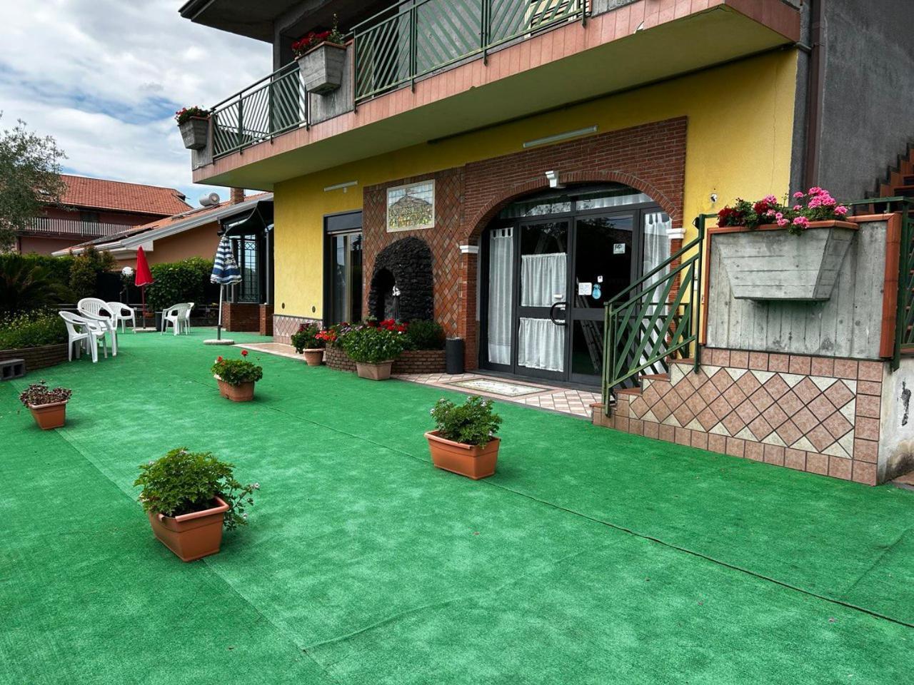 Grotta Del Monaco Bed and Breakfast Pedara Εξωτερικό φωτογραφία